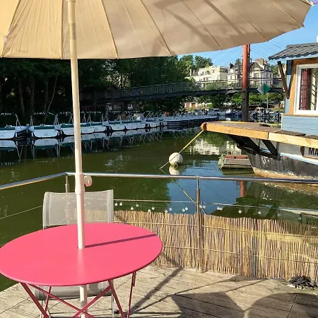 Prázdninový dům Bateau Sur L'erdre Au Coeur De Nantes